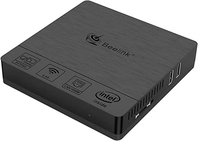 Mini pc 12 x 12 cm 2 cm di spessore ssd da 64 Gb Atom Intel X5